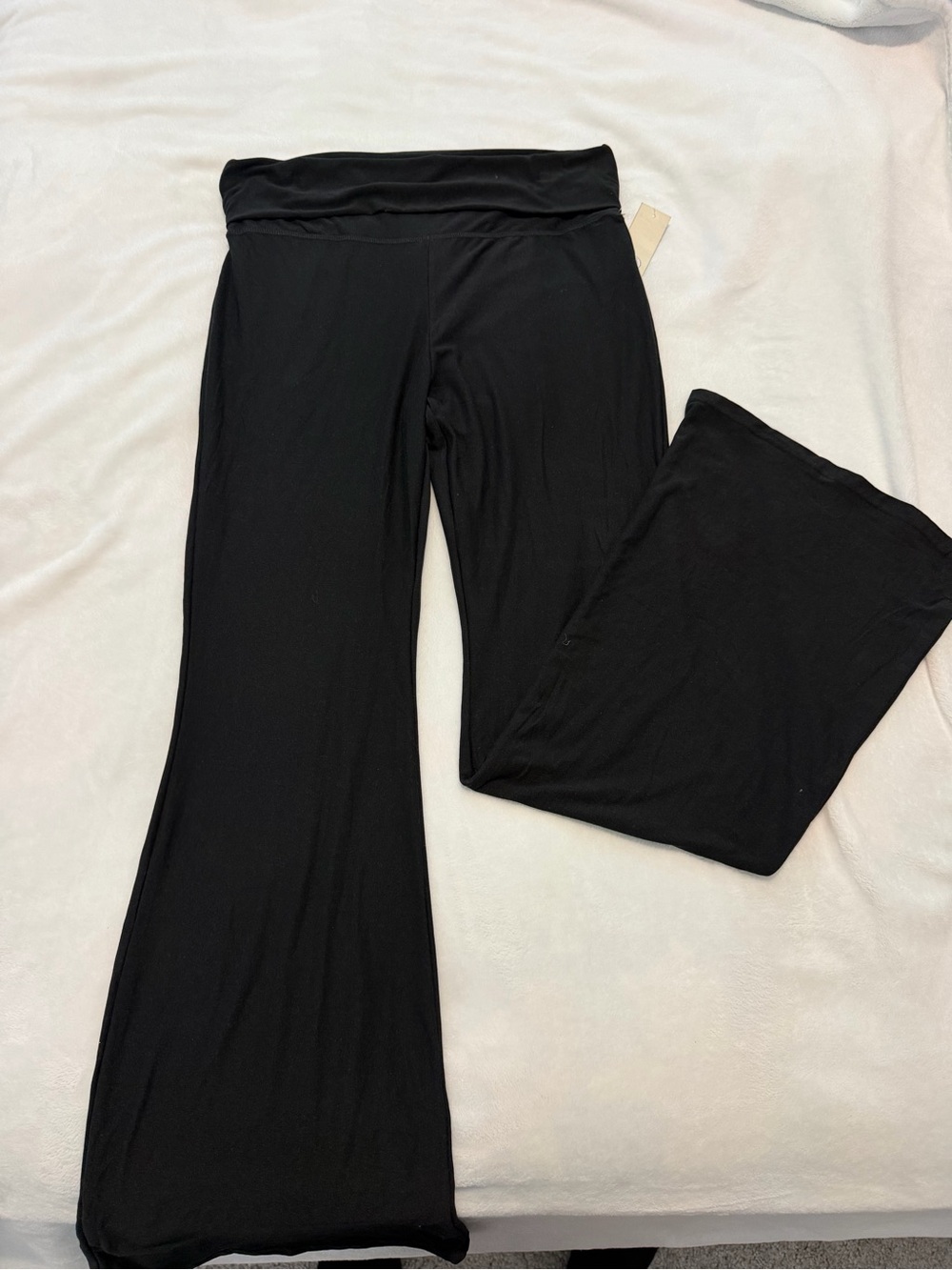No Boundaries Black Wide-Leg Fold-Over Waist Leggings